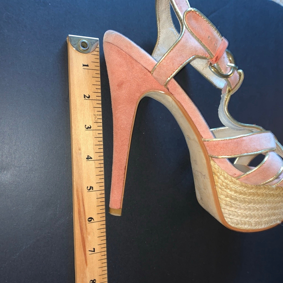 Women's Aldo pink & Gold Heels Size 39 discolouring - Picture 10 of 11